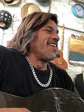 Snapshot of kvr27 chatting on 02-18-26, 02:57 kvr27 online show from 02-18-26, 02:57