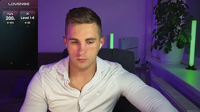 Sweeet  boy online show from 09-12-25, 01:33