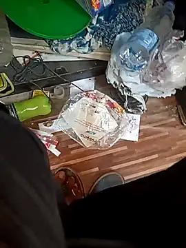 u wan me online show from 10-24-25, 09:38