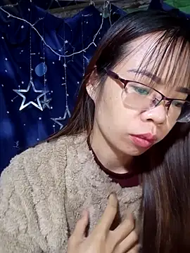   Mai-love19   online show from 11-19-25, 01:27