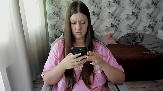 Snapshot of Lis_Kollen chatting on 06-27-26, 12:22 Lis Kollen online show from 06-27-26, 12:22