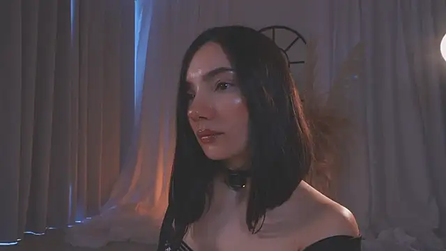 Snapshot of AmyArmstrong chatting on 11-08-25, 08:29 AmyArmstrong online show from 11-08-25, 08:29