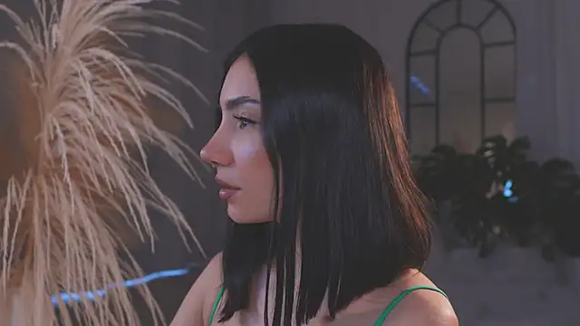 Snapshot of AmyArmstrong chatting on 11-14-25, 10:29 AmyArmstrong online show from 11-14-25, 10:29