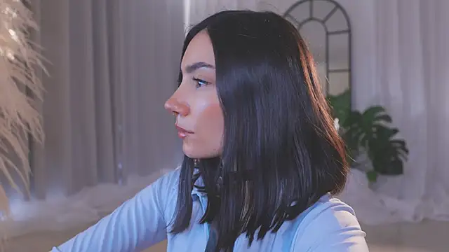 Snapshot of AmyArmstrong chatting on 11-22-25, 10:20 AmyArmstrong online show from 11-22-25, 10:20