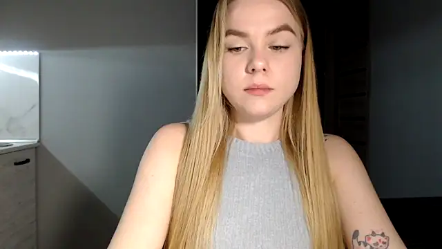 Snapshot of Sunbeam_ chatting on 03-18-25, 08:26 Sunbeam online show from 03-18-25, 08:26