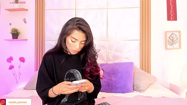 natalie jaensen online show from 04-22-26, 11:17