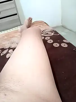 Snapshot of Sergio08 chatting on 12-17-24, 05:47 Sergio08 online show from 12-17-24, 05:47