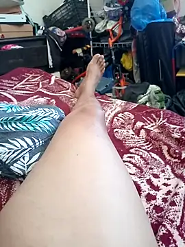 Snapshot of Sergio08 chatting on 09-14-25, 04:28 Sergio08 online show from 09-14-25, 04:28