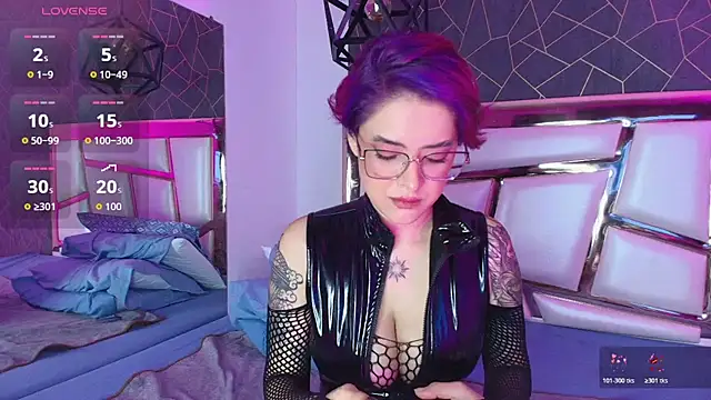 Annie Swan online show from 11-05-25, 12:38