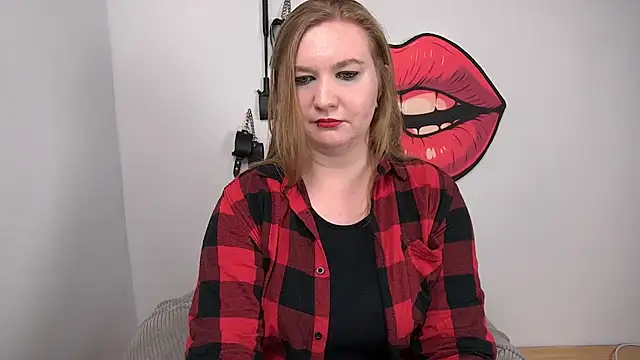 LaraDream online show from 09-27-25, 02:11