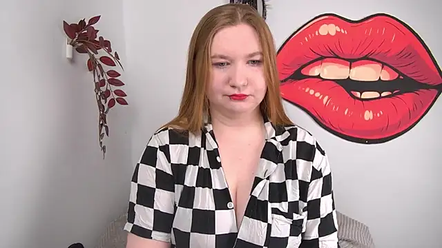 LaraDream online show from 04-03-26, 02:15