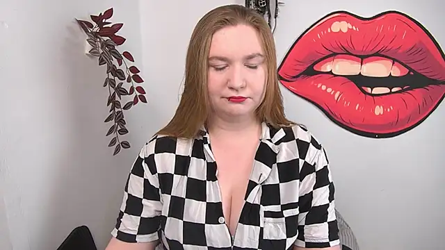 LaraDream online show from 04-27-26, 04:05