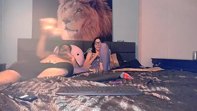 Snapshot of ZANDUNE chatting on 11-07-25, 01:05 ZANDUNE online show from 11-07-25, 01:05