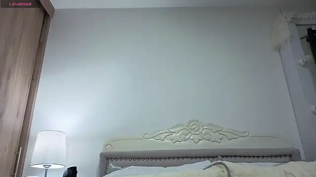 Snapshot of nelumbonucifera chatting on 09-10-25, 03:17 nelumbonucifera online show from 09-10-25, 03:17