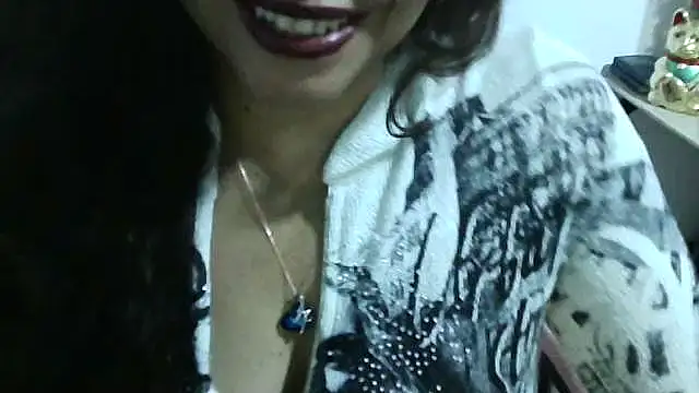 Snapshot of oso34hot chatting on 09-12-25, 11:48 oso34hot online show from 09-12-25, 11:48