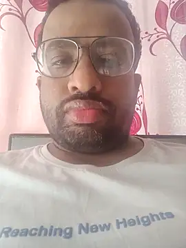 Sammy6432 online show from 10-23-25, 08:02