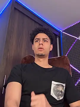 bigryann23 online show from 02-08-26, 03:32