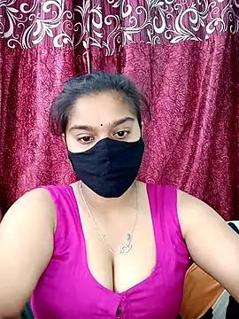 Jasmine jaaan online show from 05-07-26, 04:51